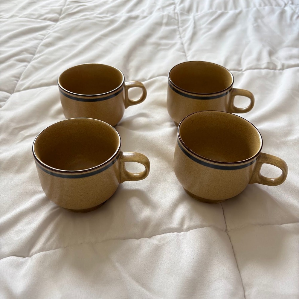 Vintage Newcor Stoneware Japan 1986 No 169 Coffee Mugs Set of 4 Tan Speckled